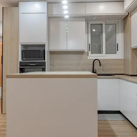 H11 Casa Giglio - Parcheggio Appartamento Sanremo